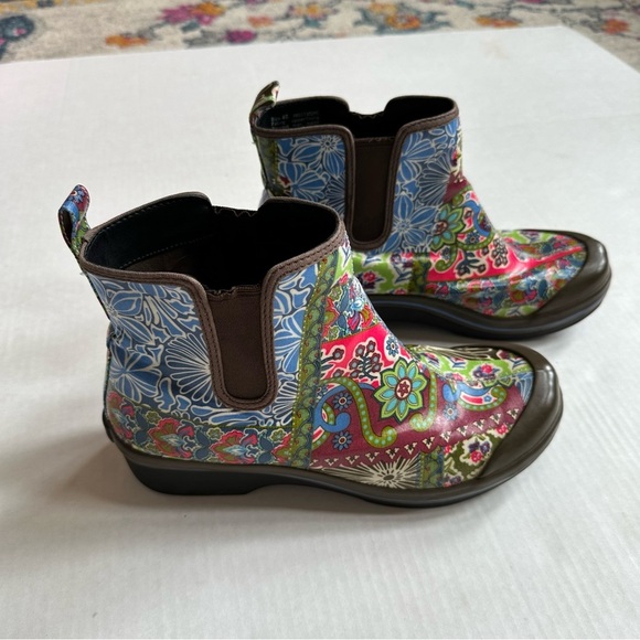 Dansko | Vail Patchwork Waterproof Chelsea Boot - Picture 1 of 8